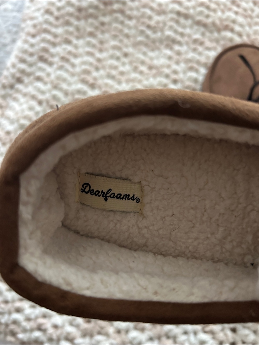Dearfoams Brown Suede Moccasin Slipper with Sherpa Lining size boys 4-5 - Picture 4 of 4